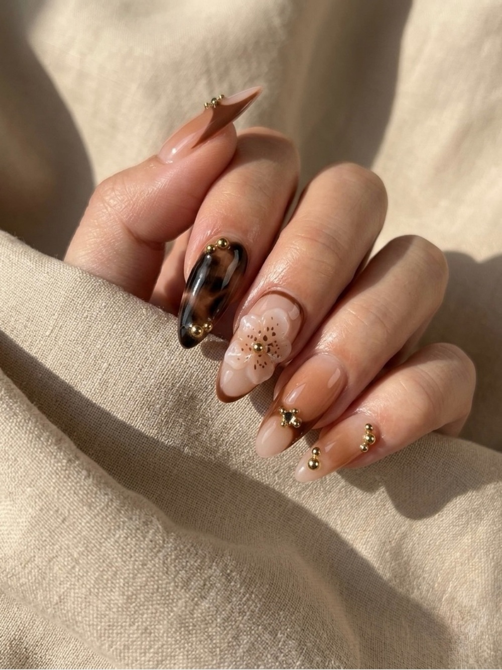 Mocha Bloom | press on nails | Handmade